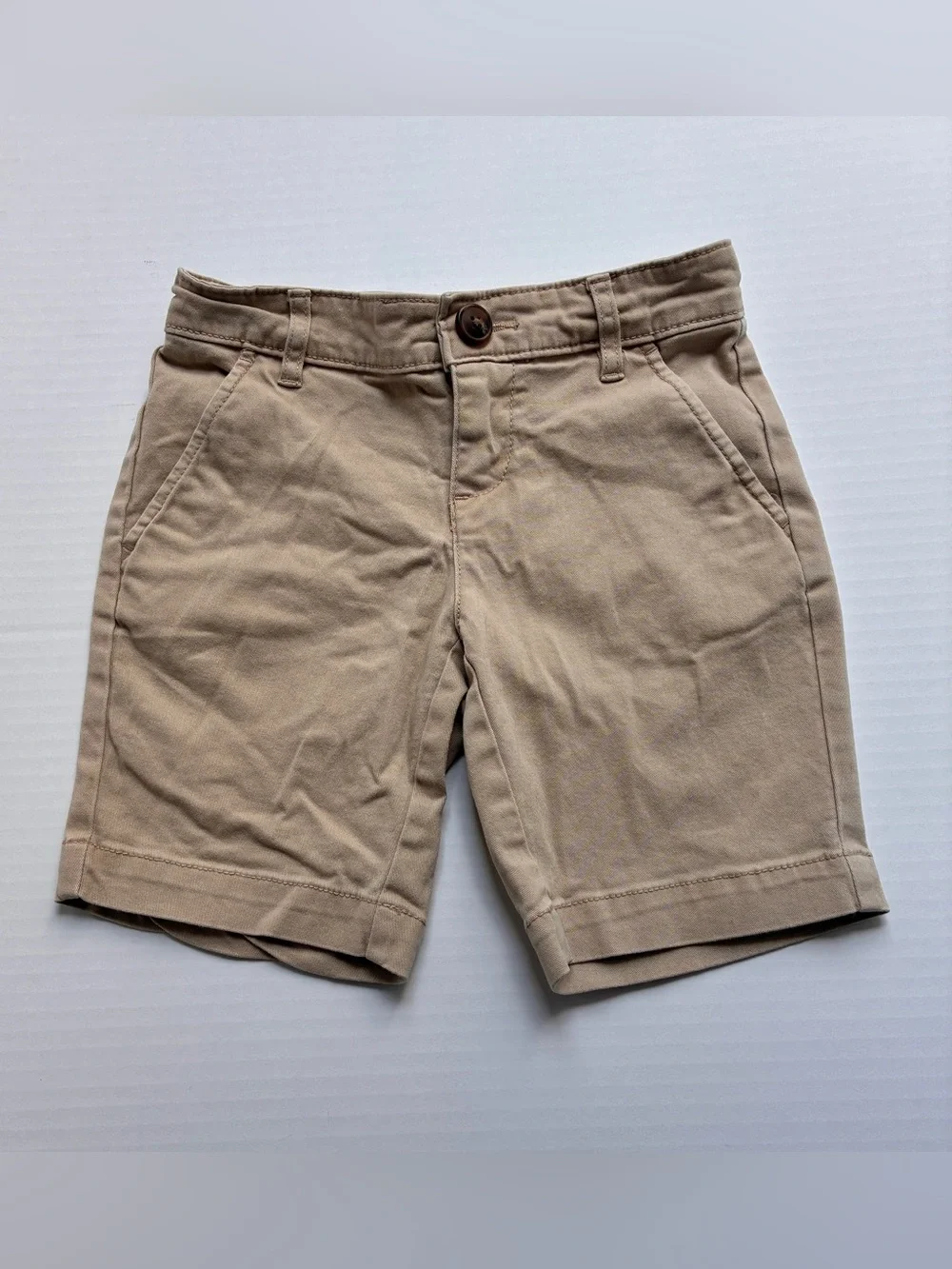 Old Navy Khaki Bermuda Shorts – Classic Tan
